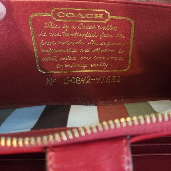 Authentic Coach wallet - Picture 8 of 12